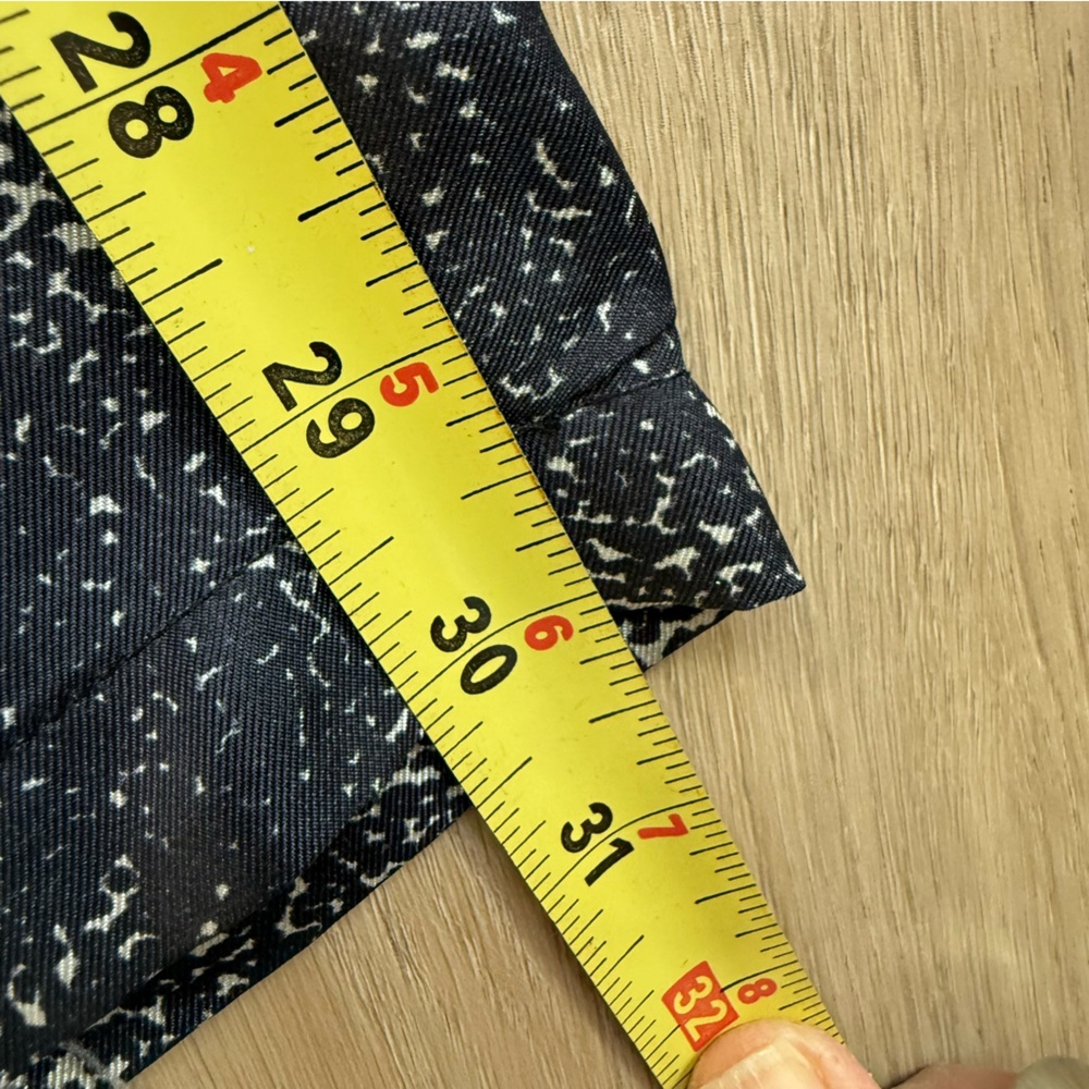 Won Hundred Women’s Silk Black Grey Plaid Speckled Pattern Pleated Tapered Pants - Picture 5 of 7
